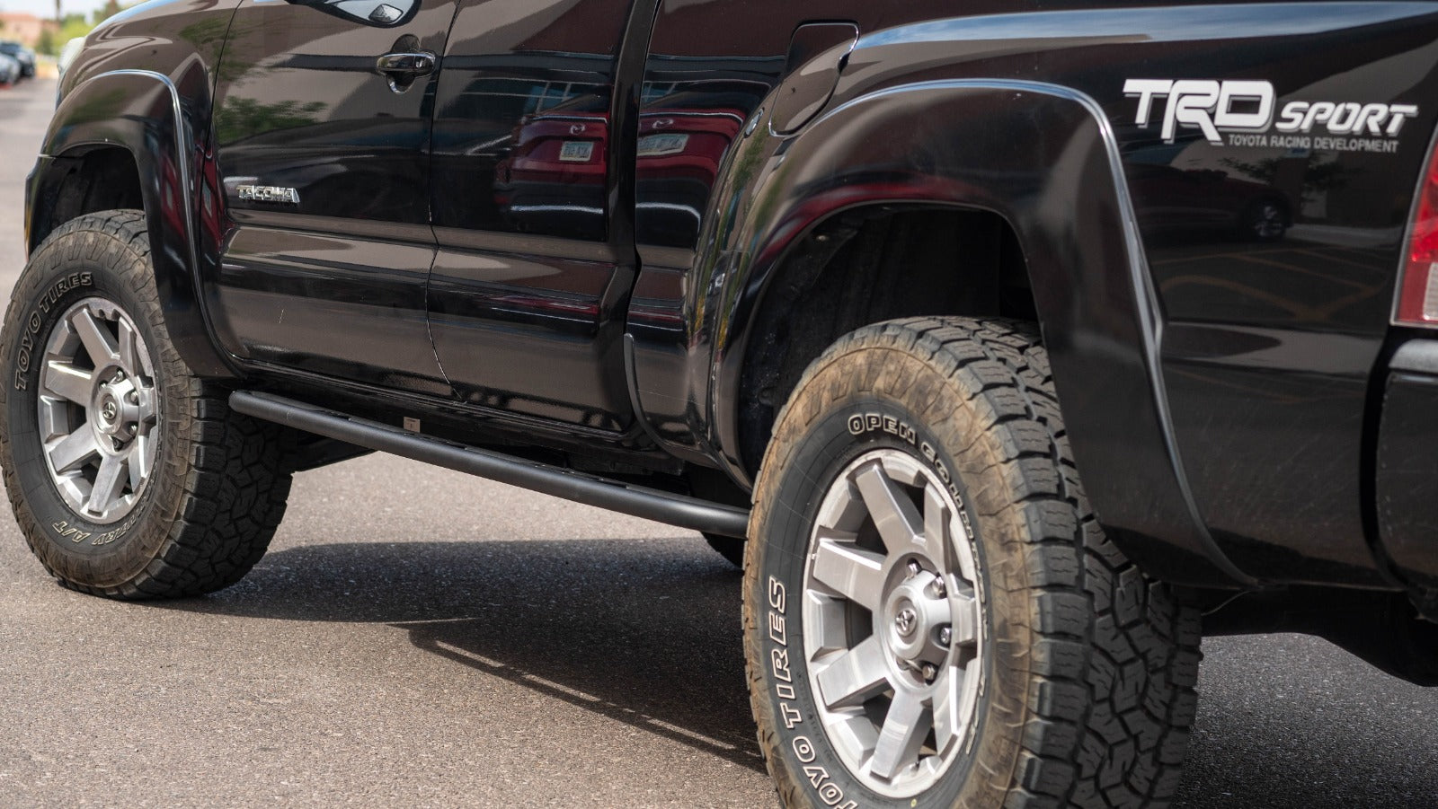 '05-15 Toyota Tacoma SDHQ Built Rock Sliders display