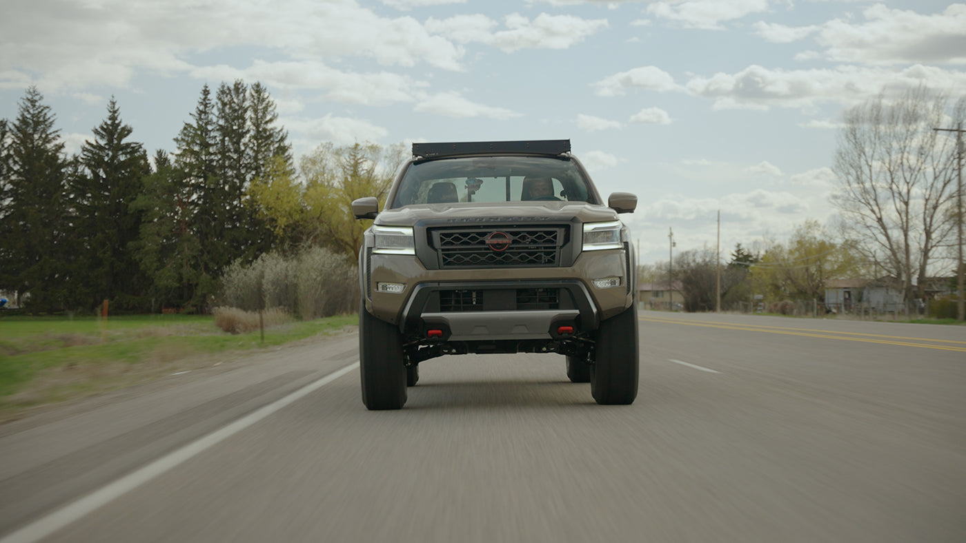 '22-23 (3rd Gen) Nissan Frontier Prinsu Roof Rack (front view)