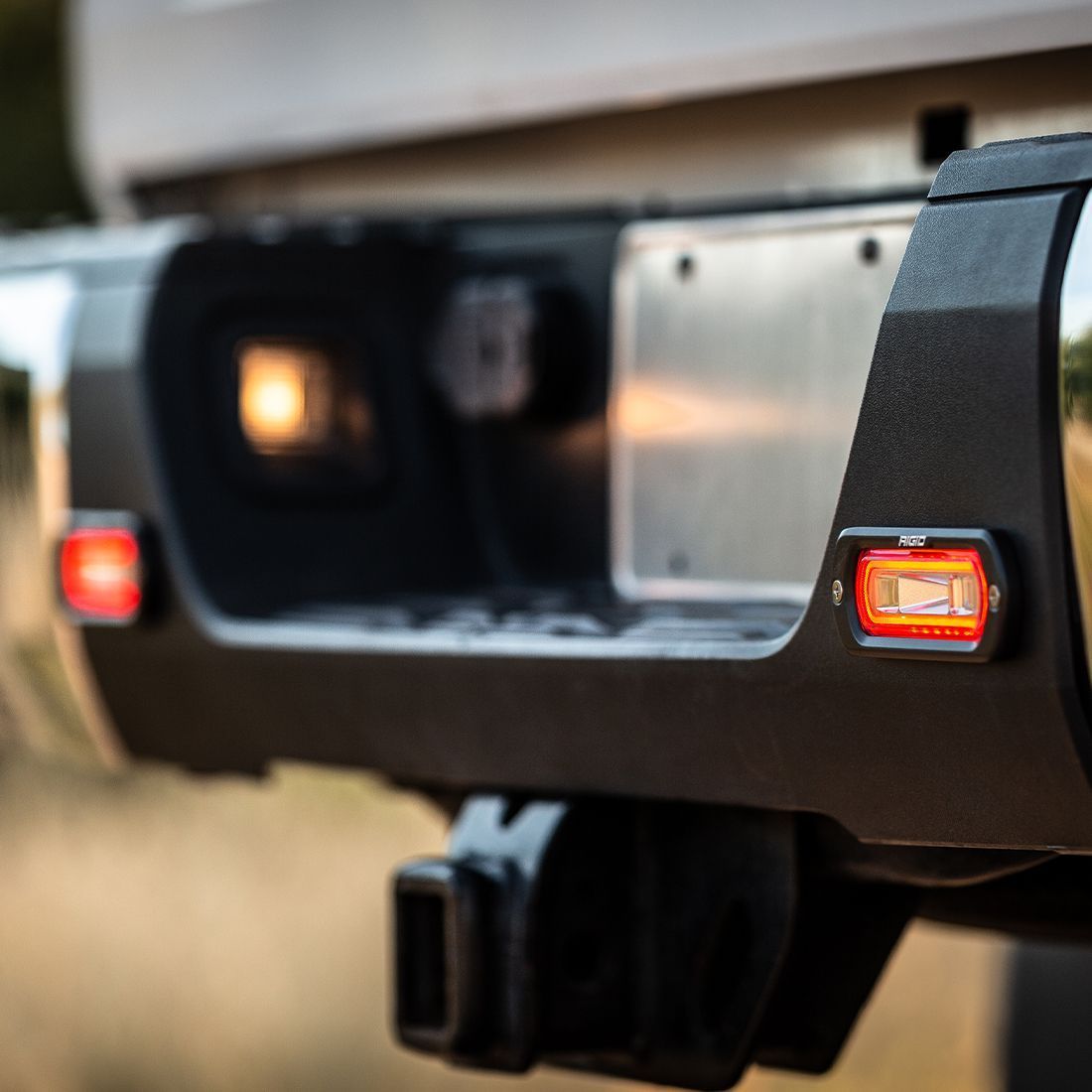 SR-L Series Off Road Spreader Pod Red Halo | Pair Lighting Rigid Industries