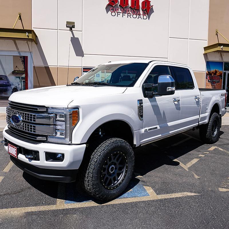 White 2017 Ford F250 Platinum Edition