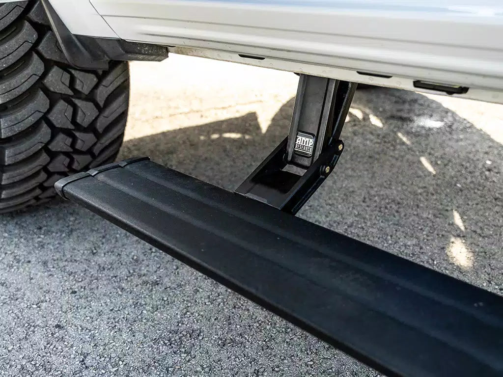 2019-2023 Ford Ranger (All Cabs) AMP PowerStep - Smart Series
