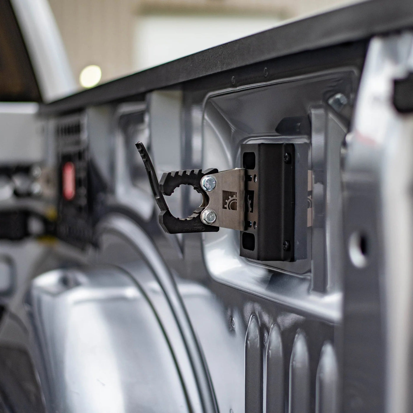 Boxlink Replacement Mounting Plate (Single Plate) Close-up Display 