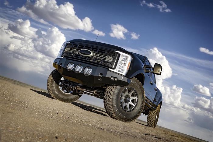 ICON 2023-2025 Ford F-250/F-350 Super Duty 4WD, 4-5.5" Lift, Stage 9 Coilover Conversion System w/ Radius Arms