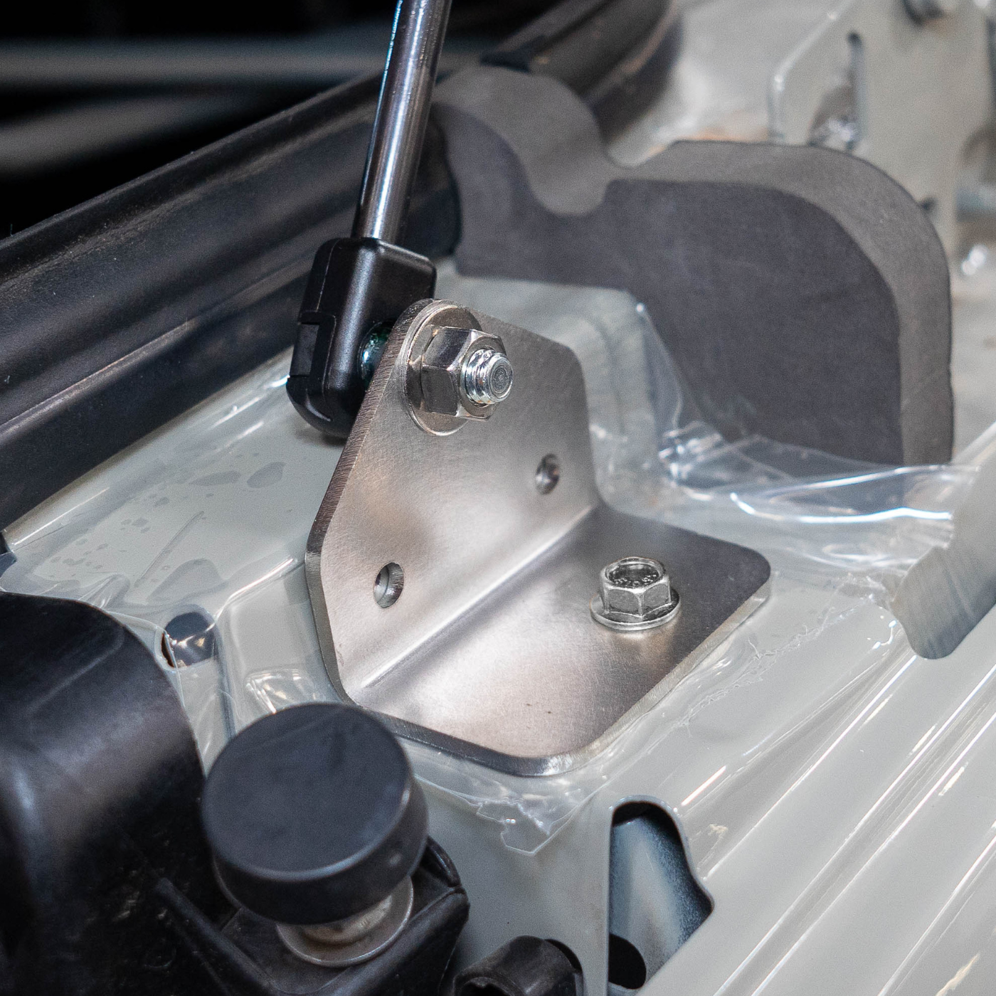 2019+ Mercedes Sprinter Van SDHQ Built Hood Strut Kit