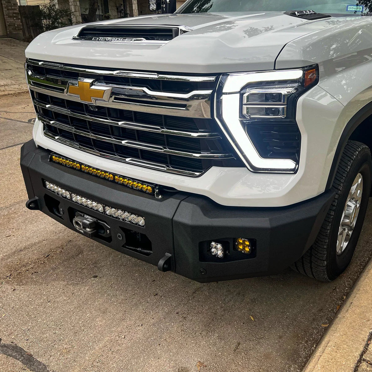 2024+ CHEVY SILVERADO 2500/3500 ATTITUDE FRONT WINCH BUMPER Front View