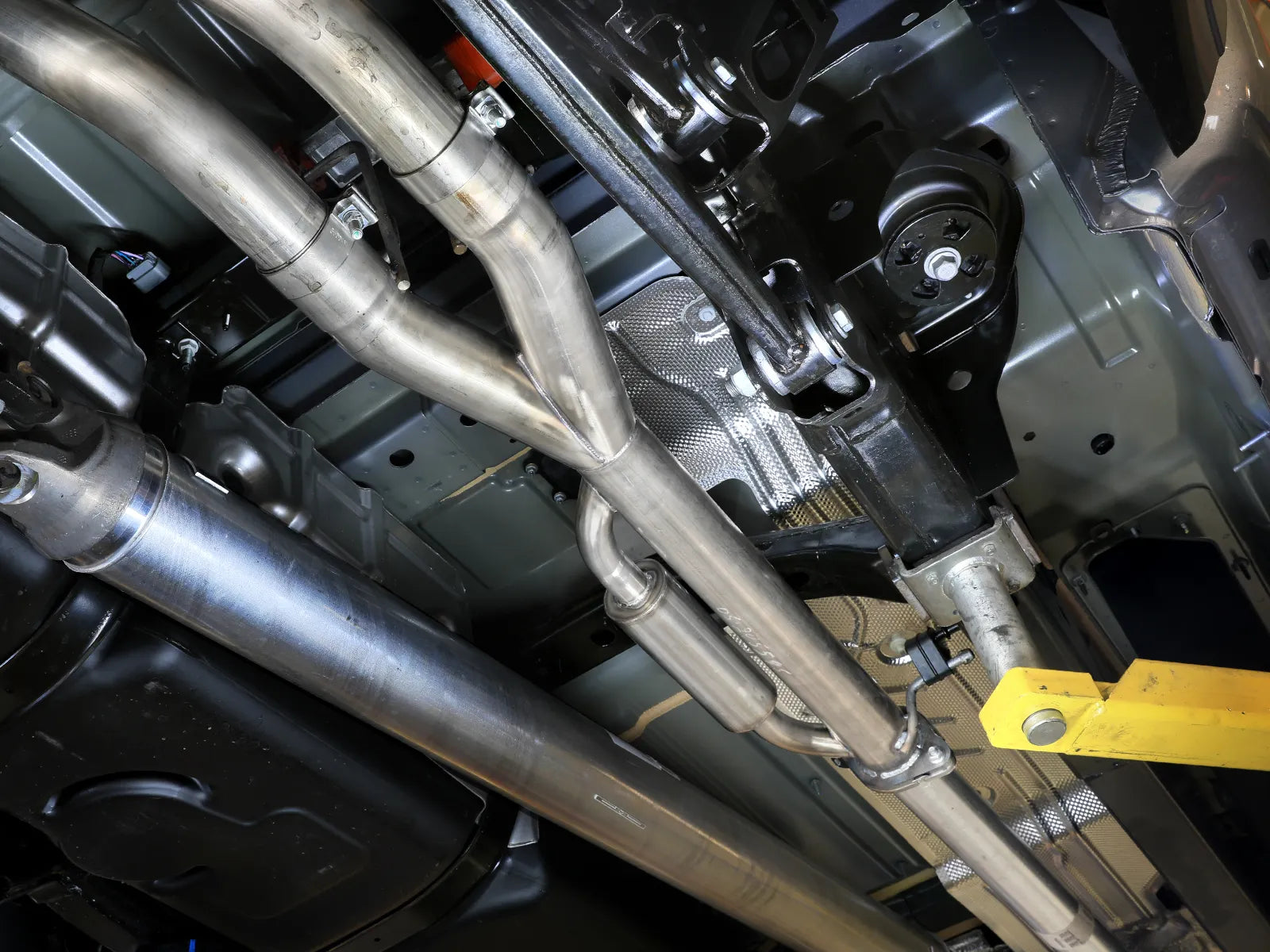 Vulcan Series 3 IN 304 Stainless Steel Cat-Back Exhaust System w/Polished Tip