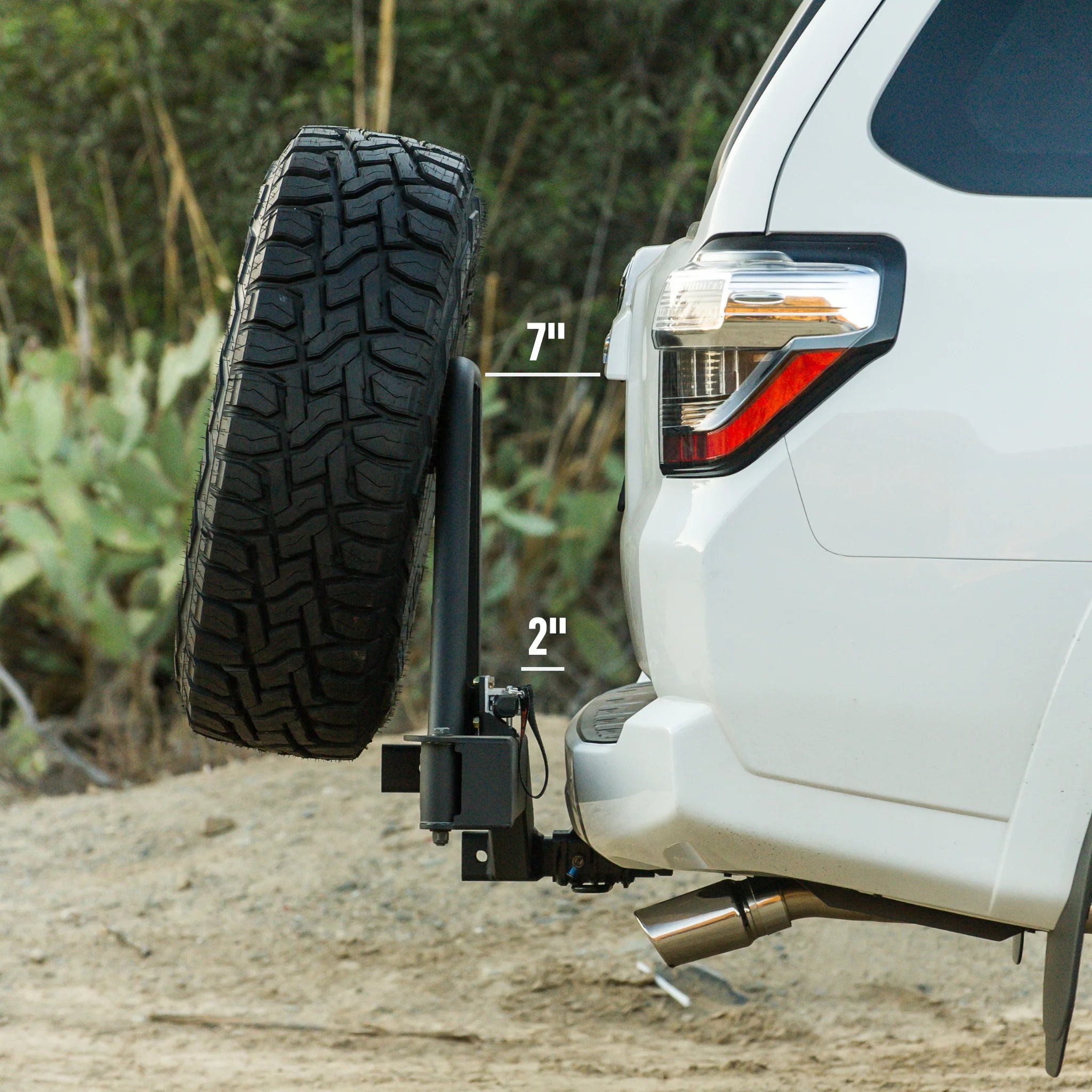UltraSwing Short-Fit Spare Tire Hitch Mount | RiGd Supply Front View