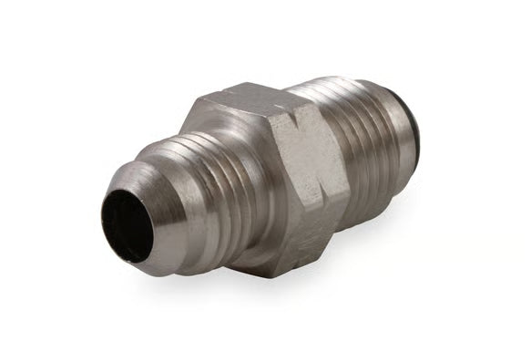 Earl's -6 AN Male to 18mm x 1.50 Male