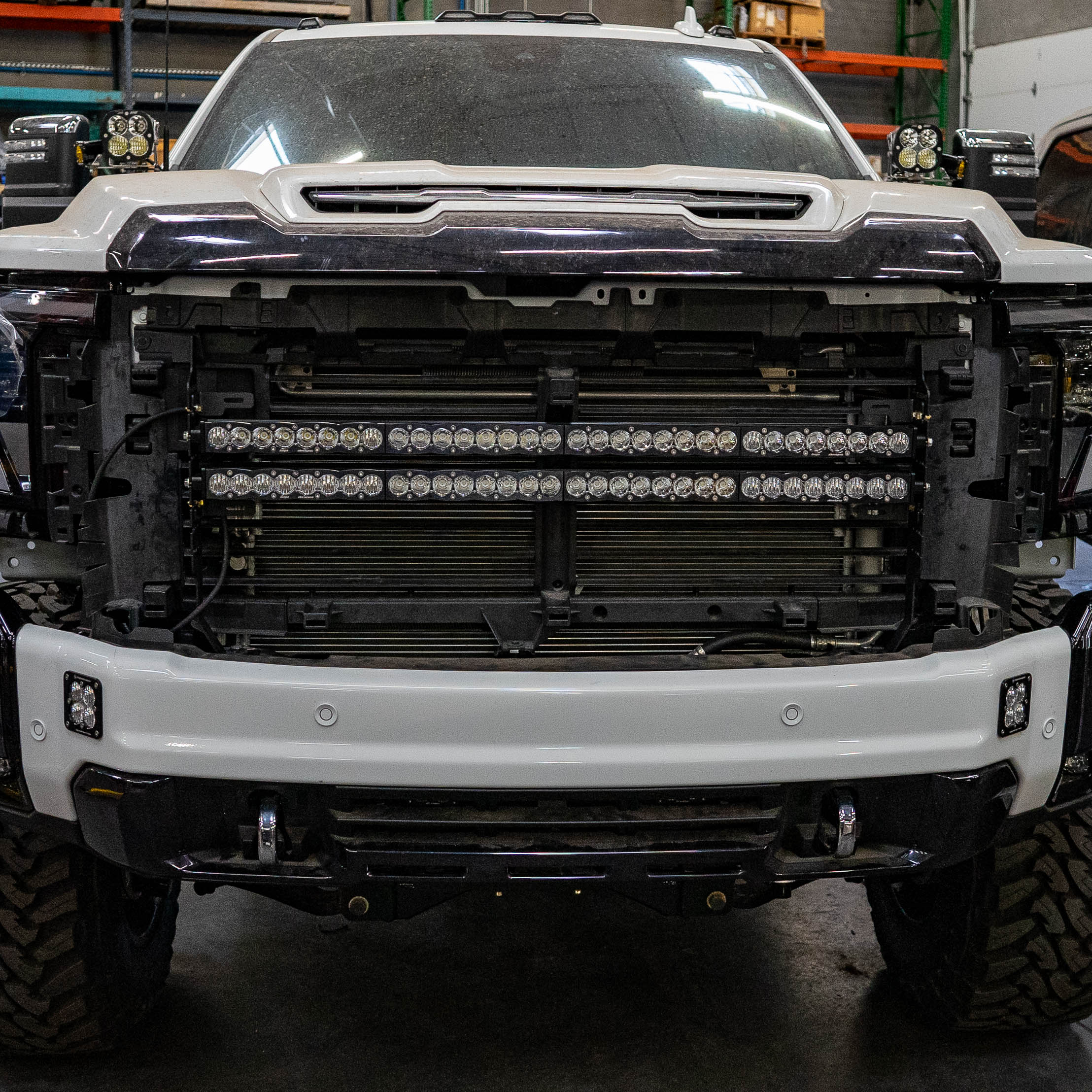 2024 GMC 2500/3500 Behind The Grille 40" Light Bar Mount