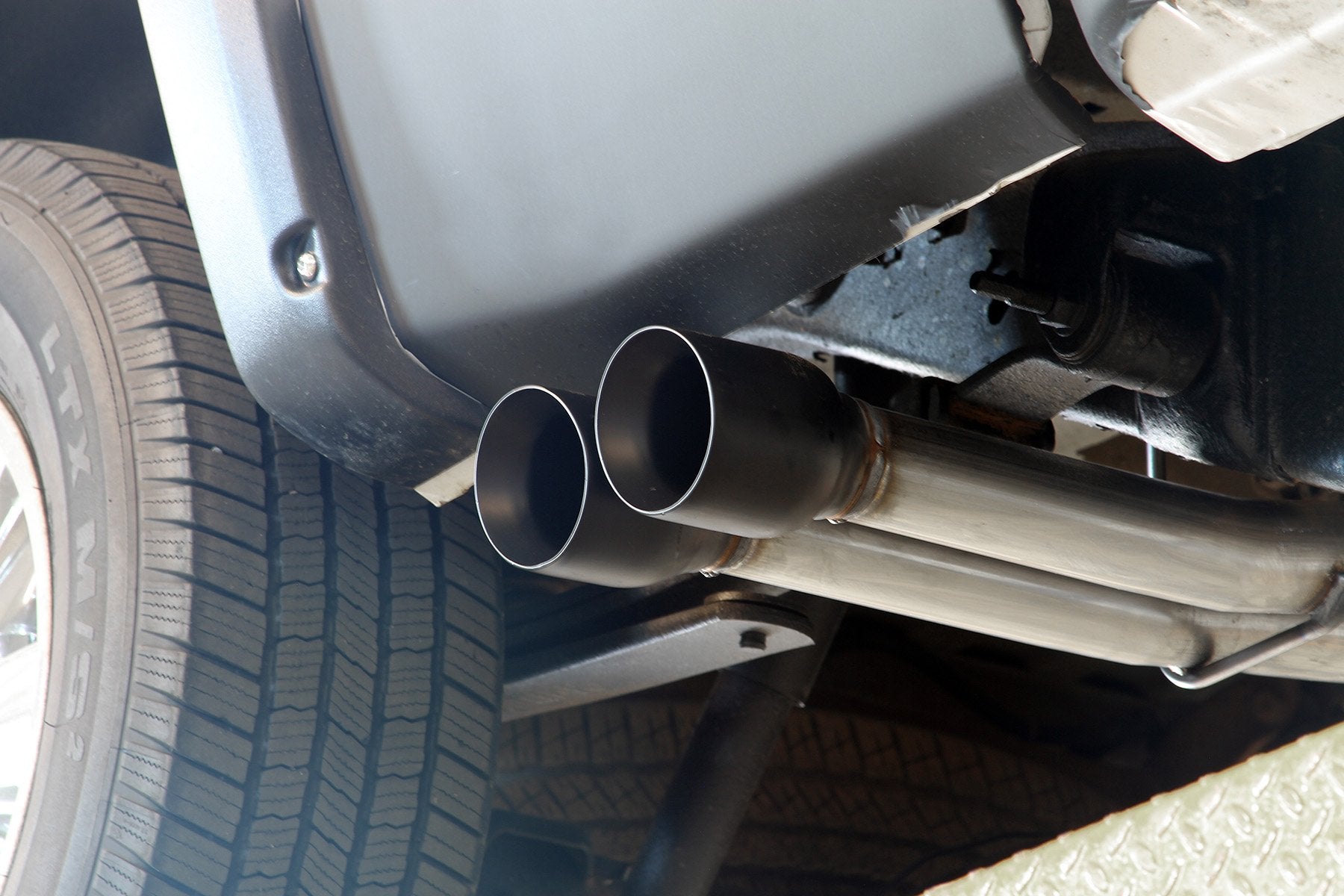 Flowmaster Flow FX Cat-Back Exhaust System