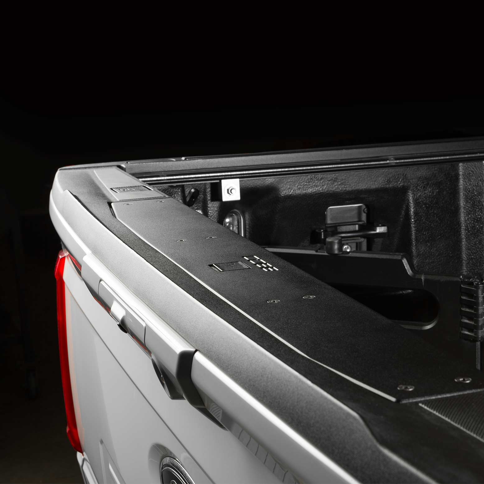 COBB Tailgate Step Cover for Ford F-150 / Raptor 2021+
