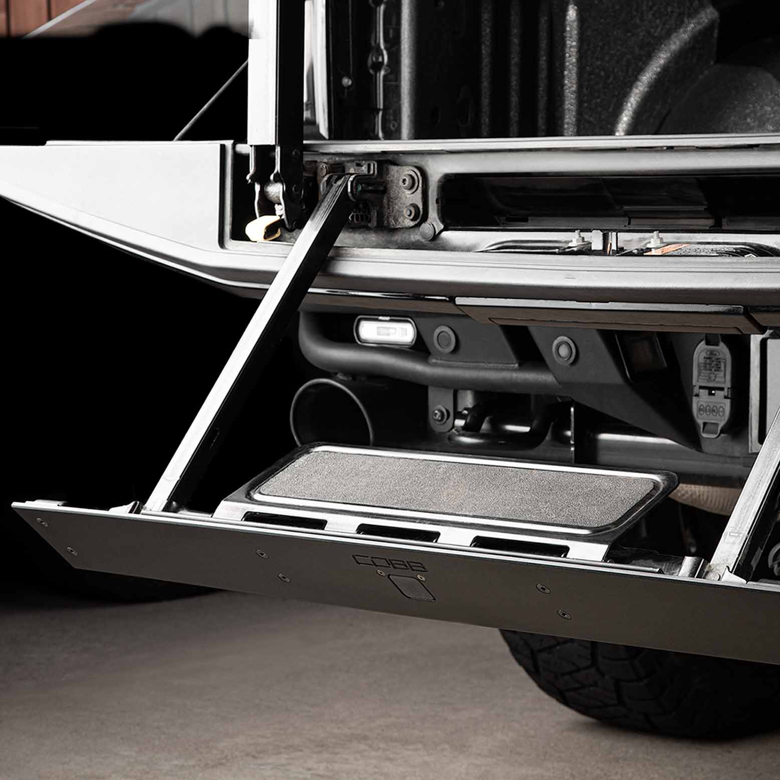 COBB Tailgate Step Cover for Ford F-150 / Raptor 2017-2020