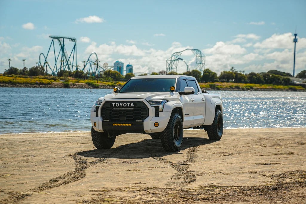 2022-2023 Fiberwerx Toyota Tundra Fenders display