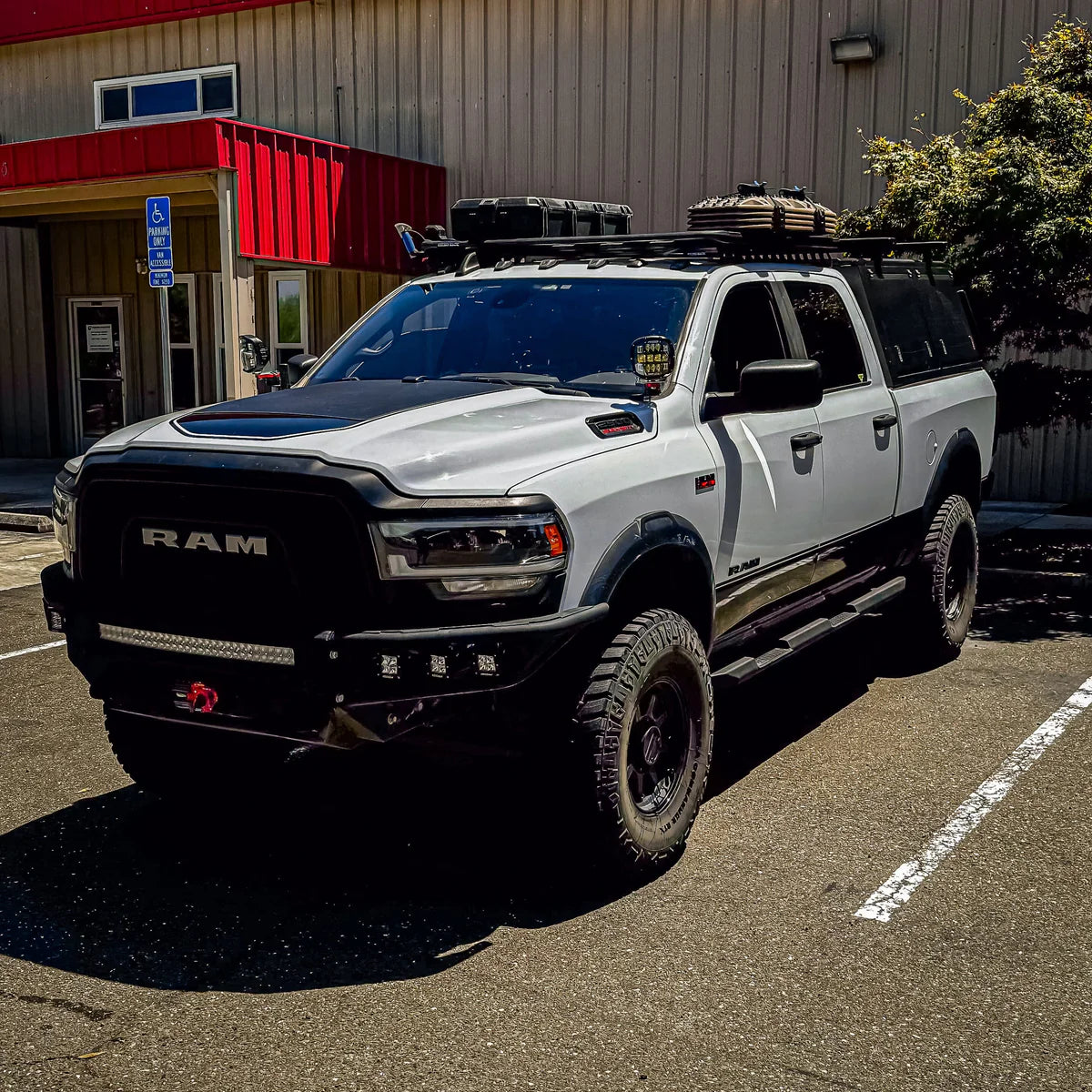 2019-2025 RAM 2500/3500/POWERWAGON ROCK SLIDERS Front View