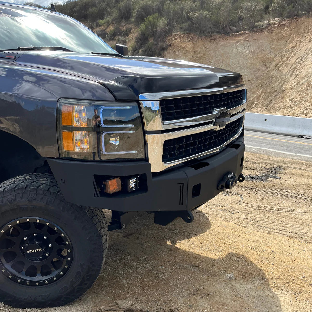 2011-2014 CHEVY SILVERADO 2500/3500 OCTANE WINCH BUMPER Front View