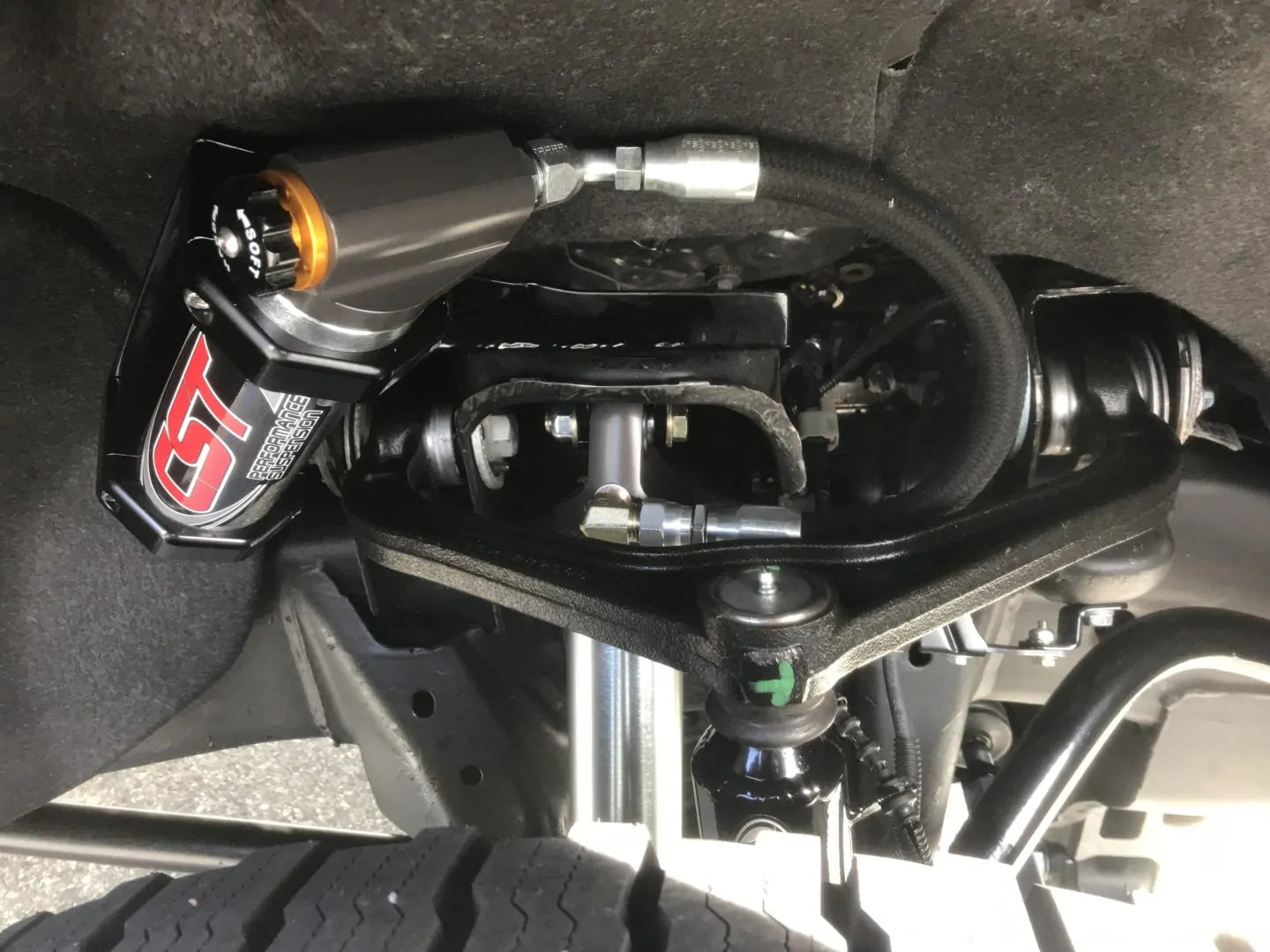 CST 20-25 GM 2500 4″ Stage 9 Suspension System