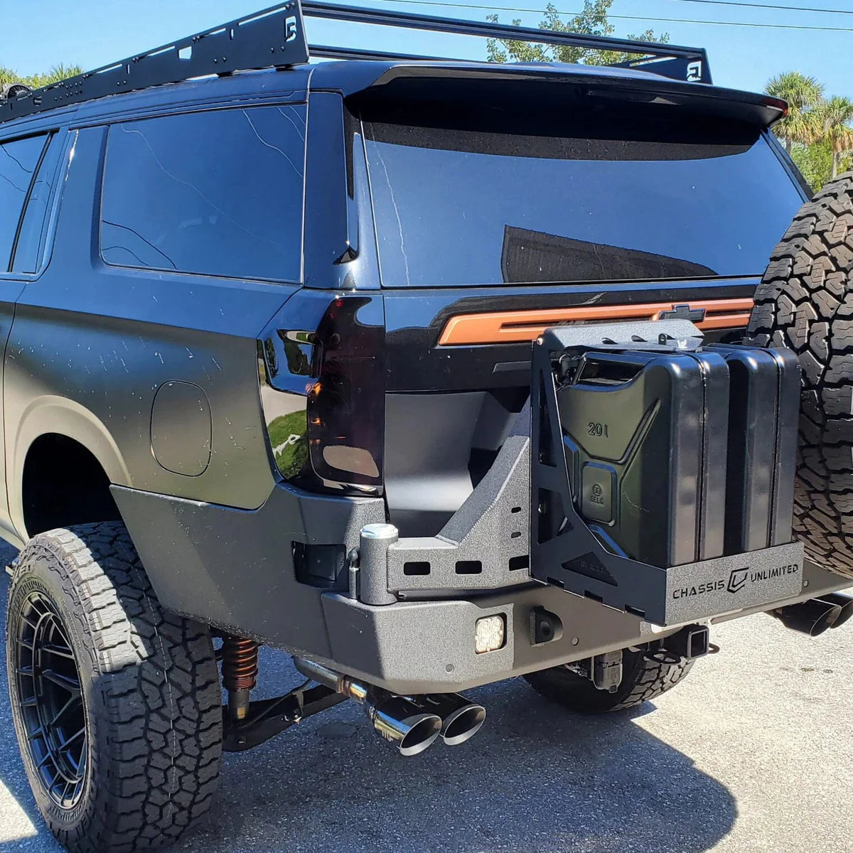 2021+ CHEVY SUBURBAN & GMC YUKON XL HIGH CLEARANCE OCTANE DUAL SWING OUT REAR BUMPER Front View