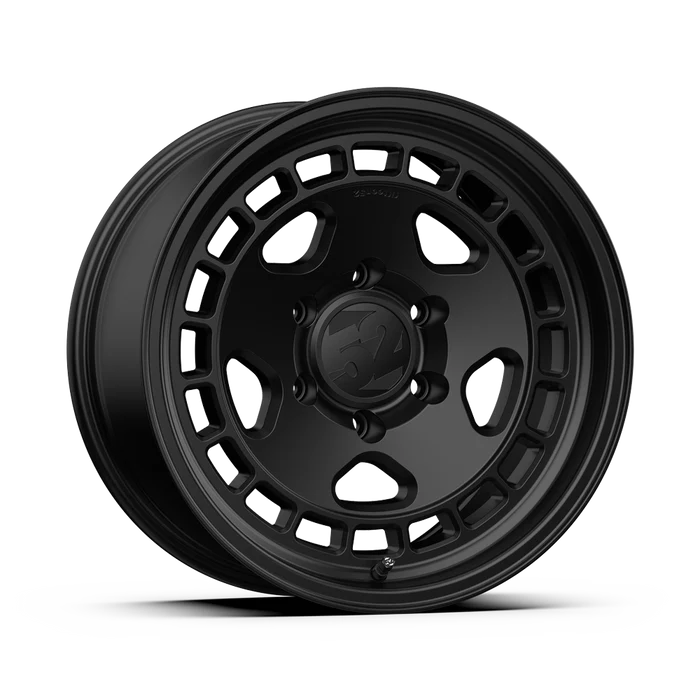 Fifteen52 Turbomac HD Wheels