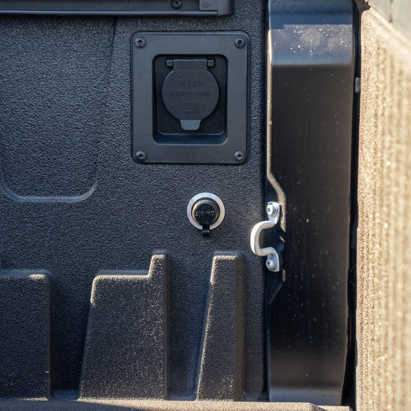 '22-24 Tundra Bulkhead Air Chuck and Switch Mounting Kit installed 