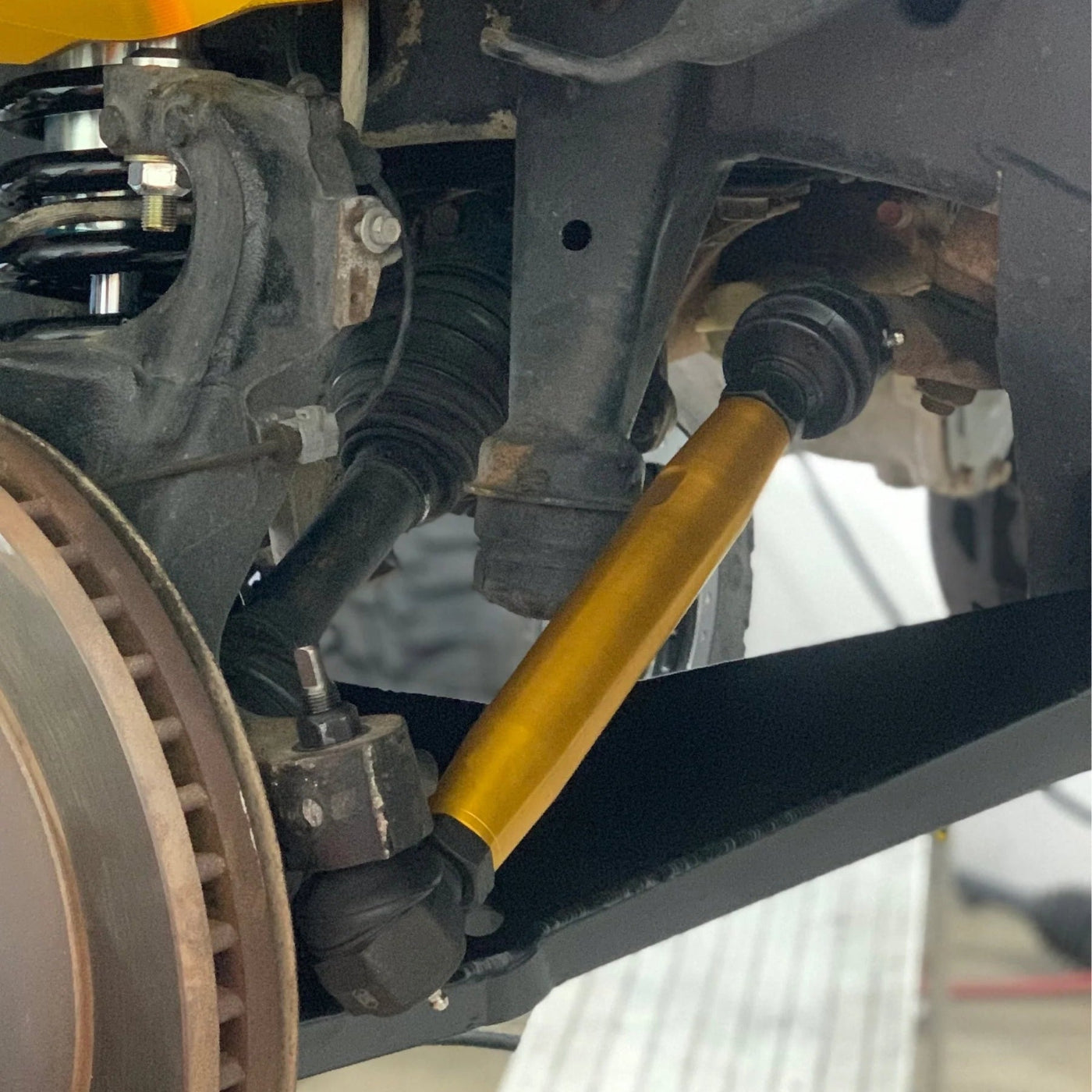 CHEVROLET/GMC 2500/3500 HEAVY DUTY TIE ROD KIT 2011-2024 Front View