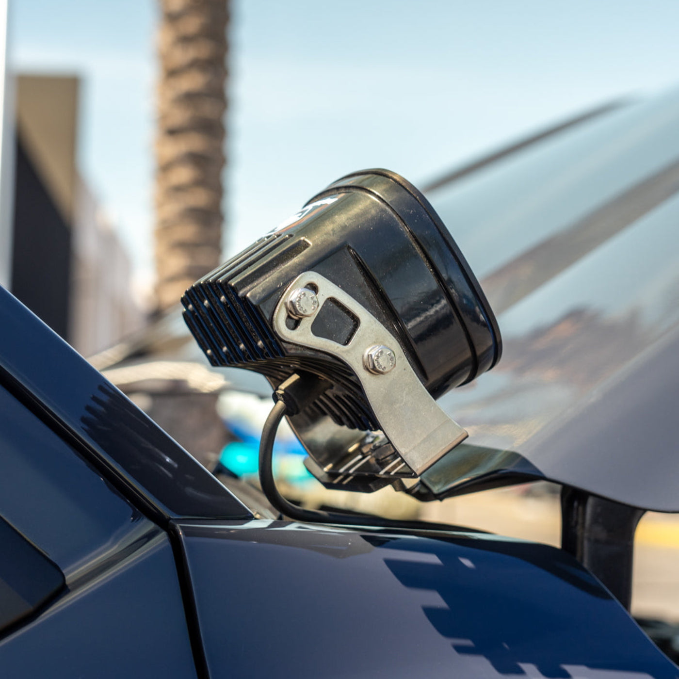 '25+ 4Runner A-Pillar Light Mounts installed 