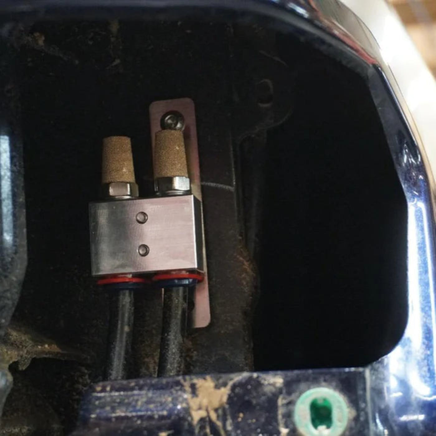 SDHQ Built Universal Push-to-Connect, NPT to Filter/Breather Block installed 