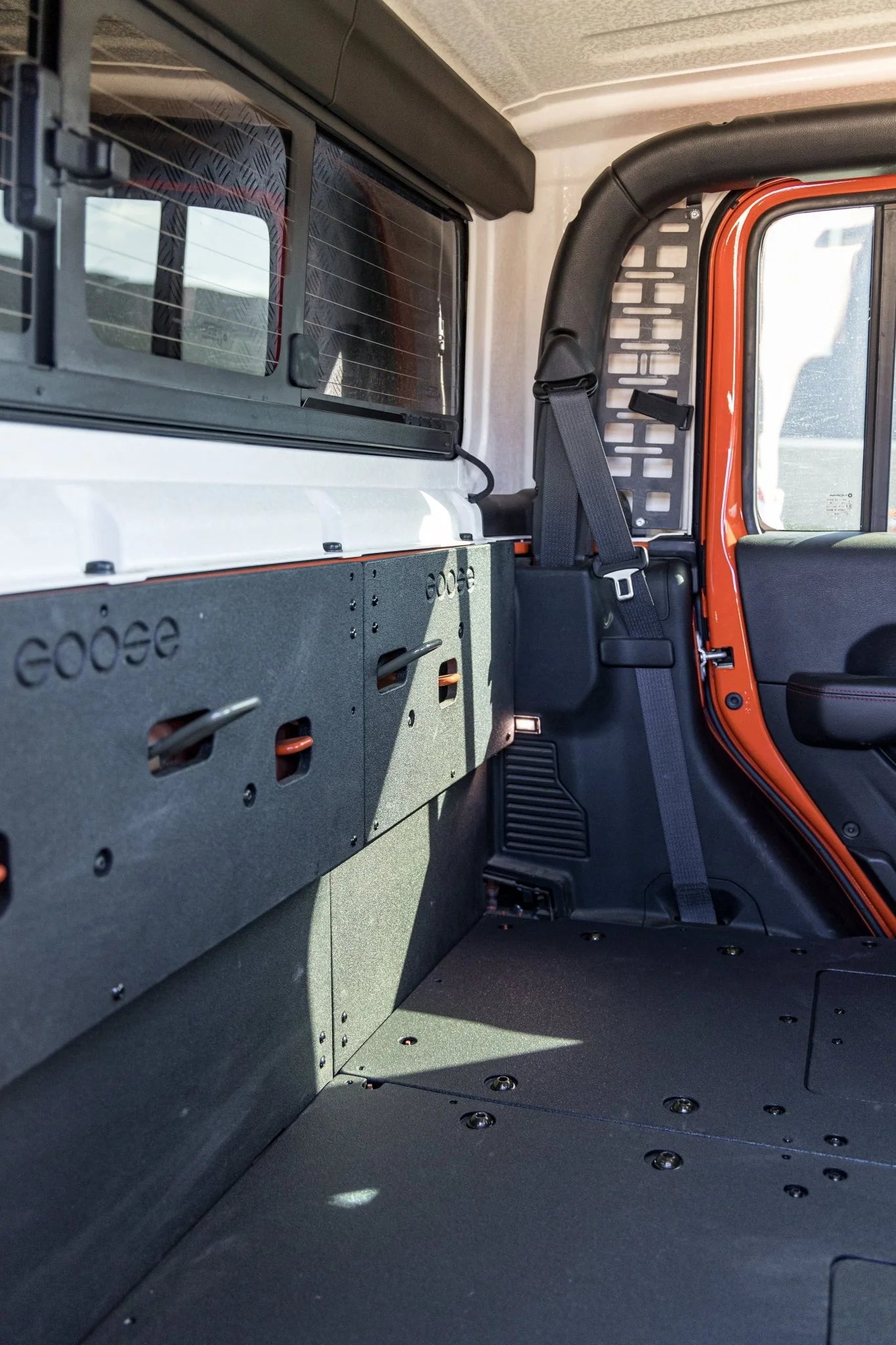 Jeep Gladiator 2019-Present JT 4 Door - Back Wall