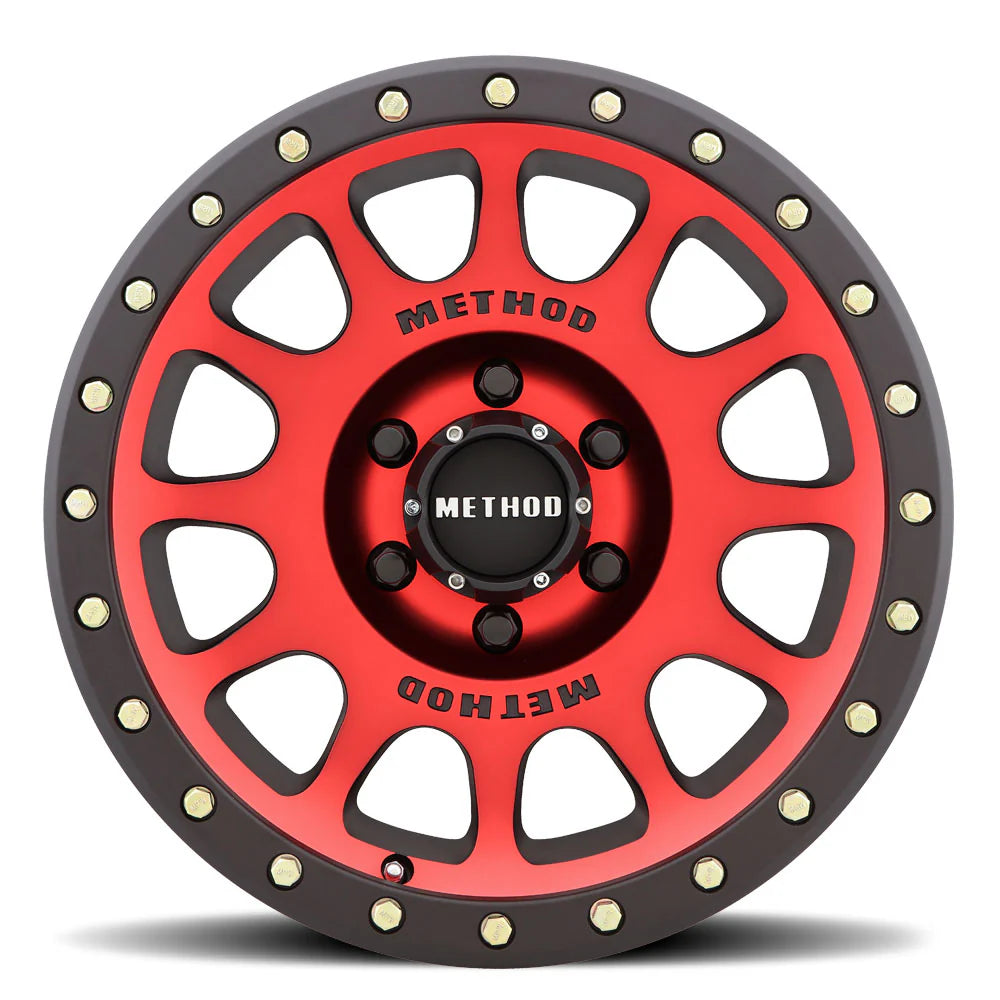 METHOD | 305 NV Red - Matte Black Lip