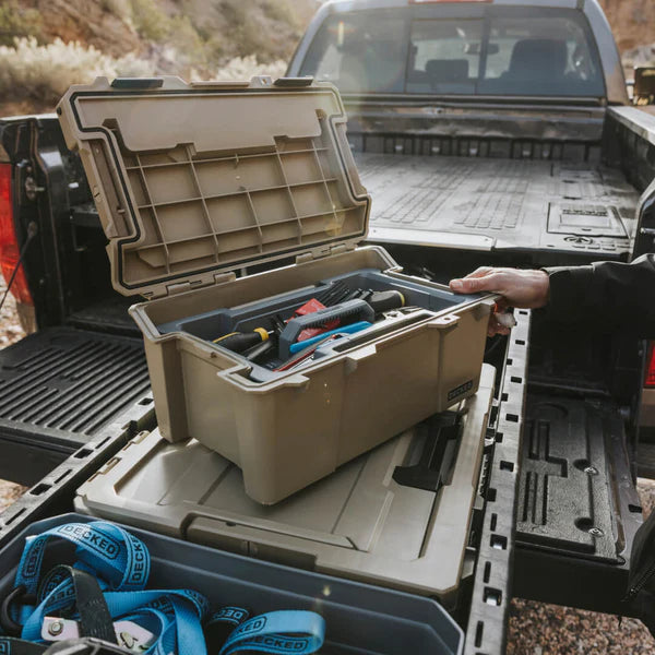 Decked Sixer 16 Storage Box