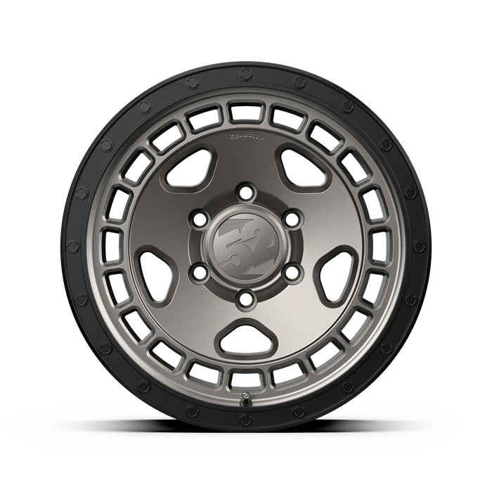 Fifteen52 Turbomac HD Bronze Wheels