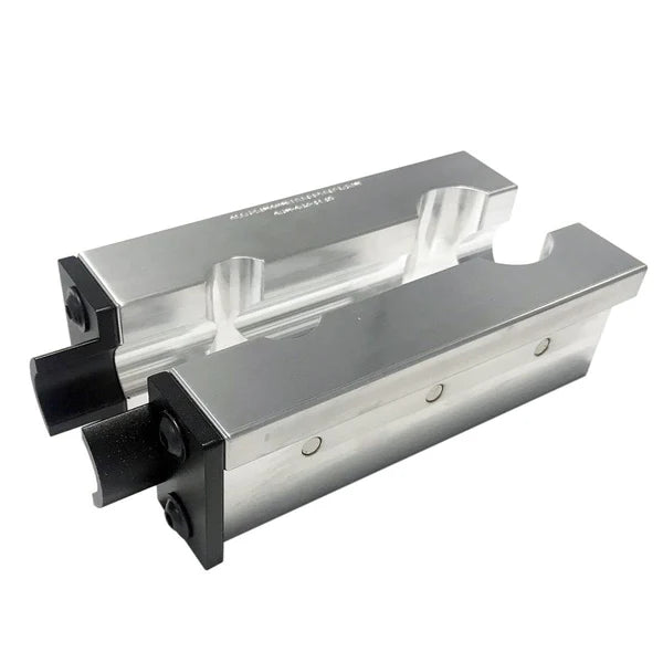 AGM | UTV Axle Jaws