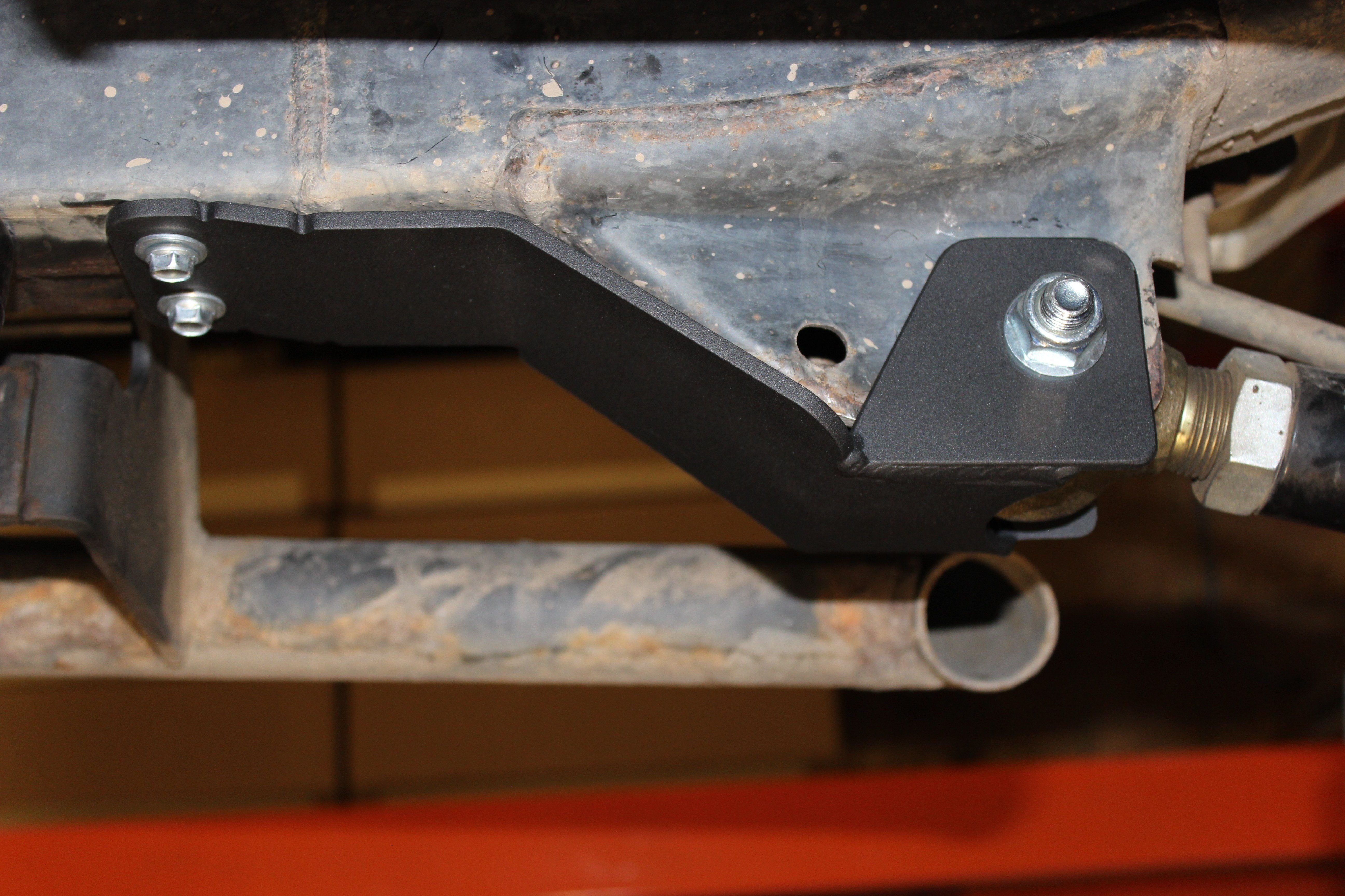 '07-14 Toyota FJ Cruiser Lower Link Skid Plate RCI Off Road (side view)
