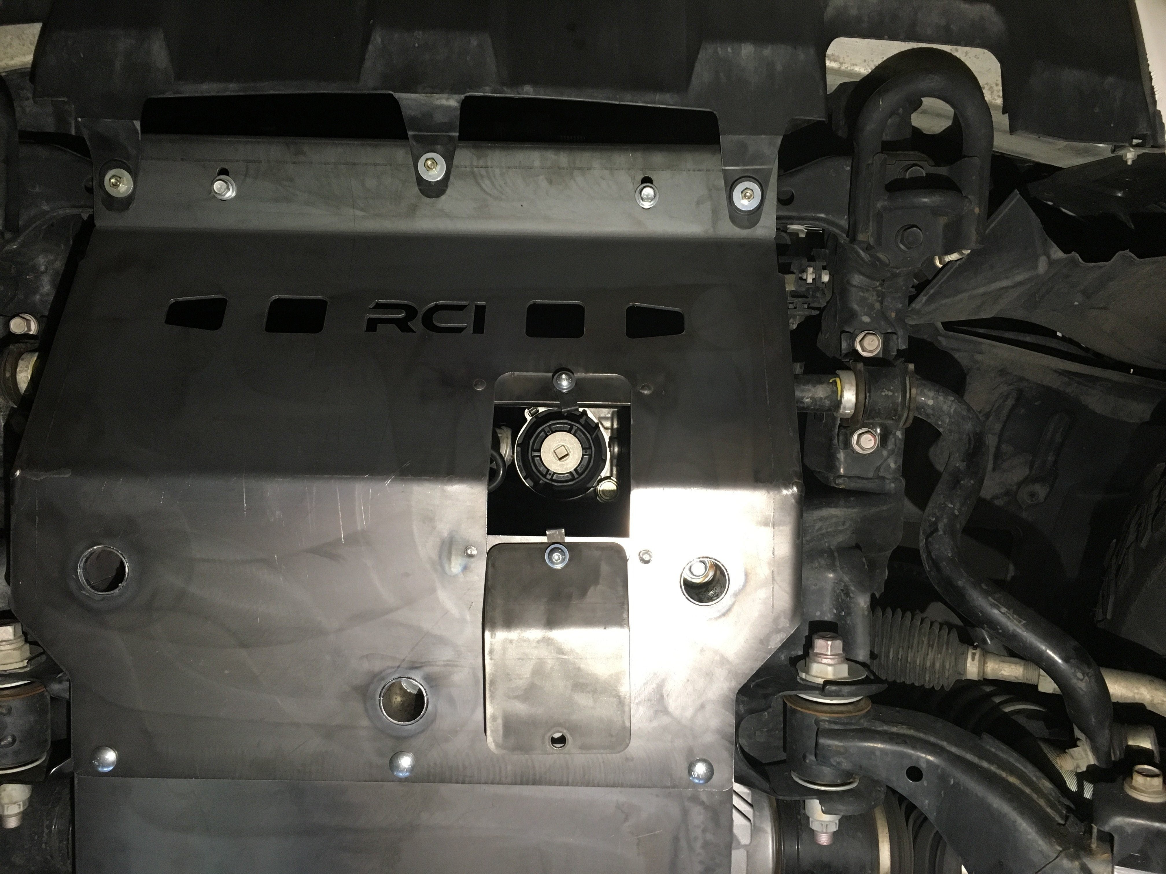 '07-21 Toyota Tundra Engine Skid Plate RCI Off Road (bottom part)