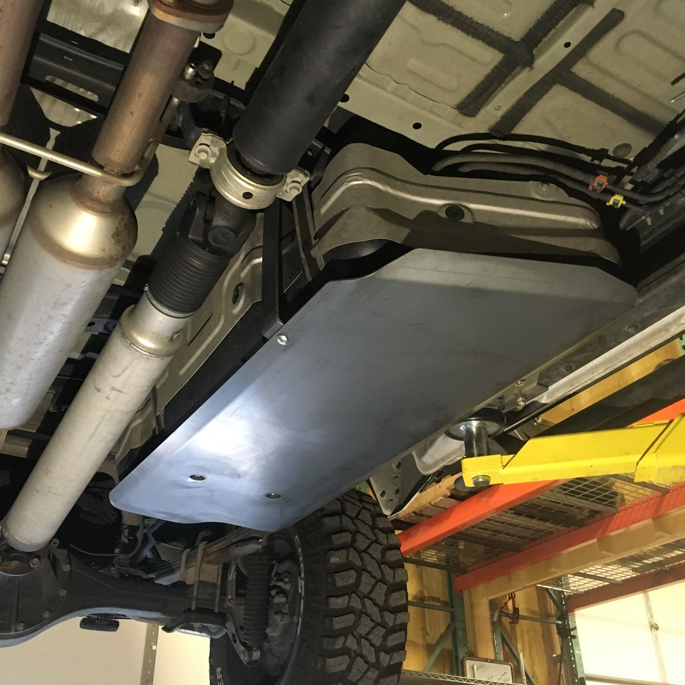 '07-21 Toyota Tundra Fuel Tank Skid Plate RCI Off Road display