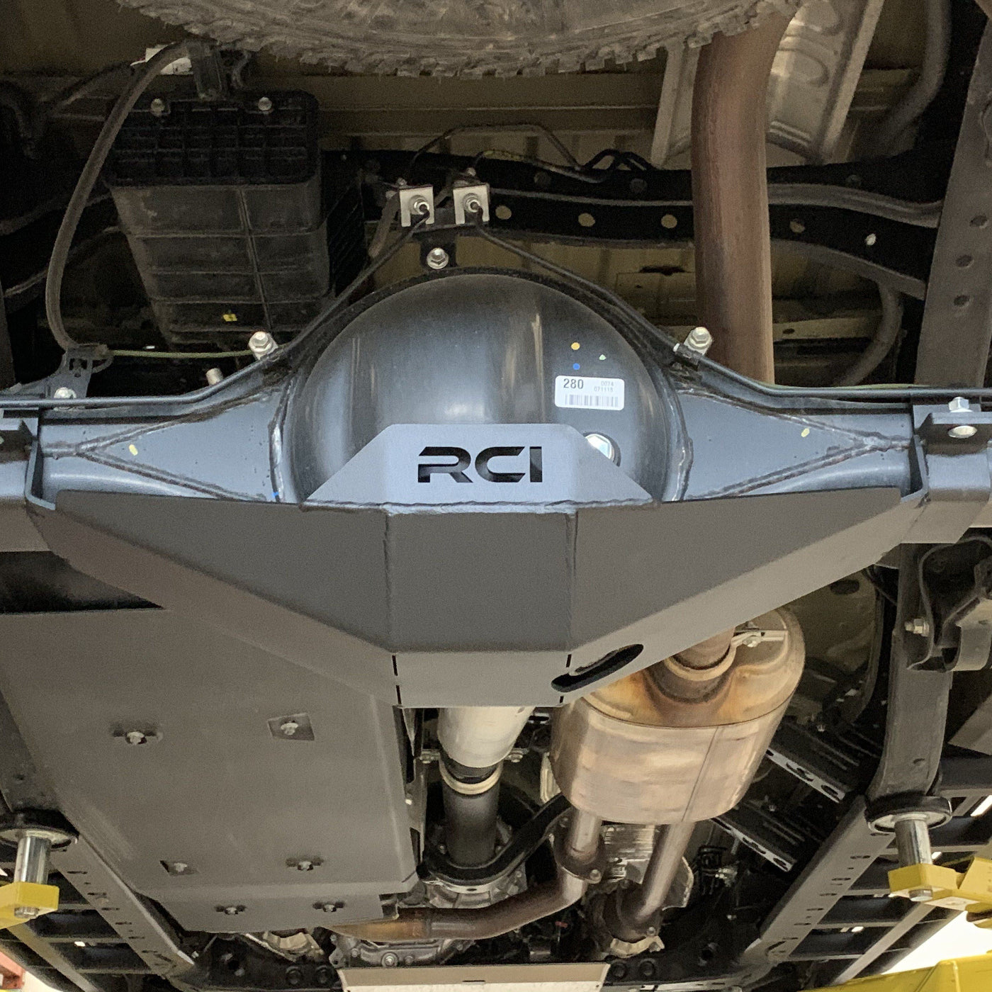 '07-21 Toyota Tundra Rear Differential Skid Plate RCI Off Road display