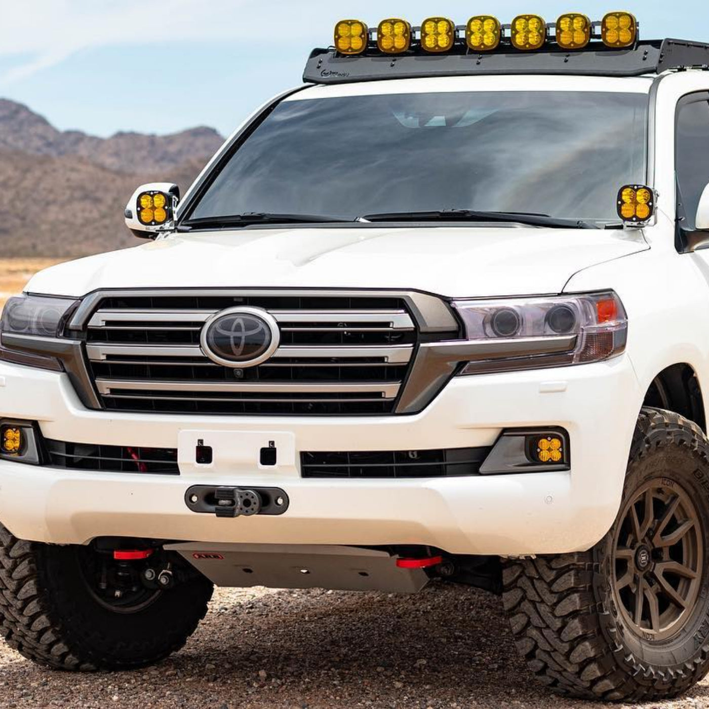 '08-21 200 Series Toyota Land Cruiser SDHQ Built Rock Sliders display