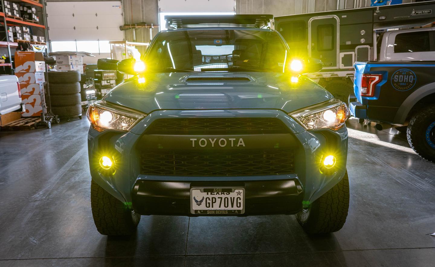 '10-23 Toyota 4Runner SAE Fog Light Kit Baja Designs display