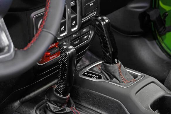 '18-23 Jeep JL Magnum Grip Shift Handle Interior Accessoires B&M display