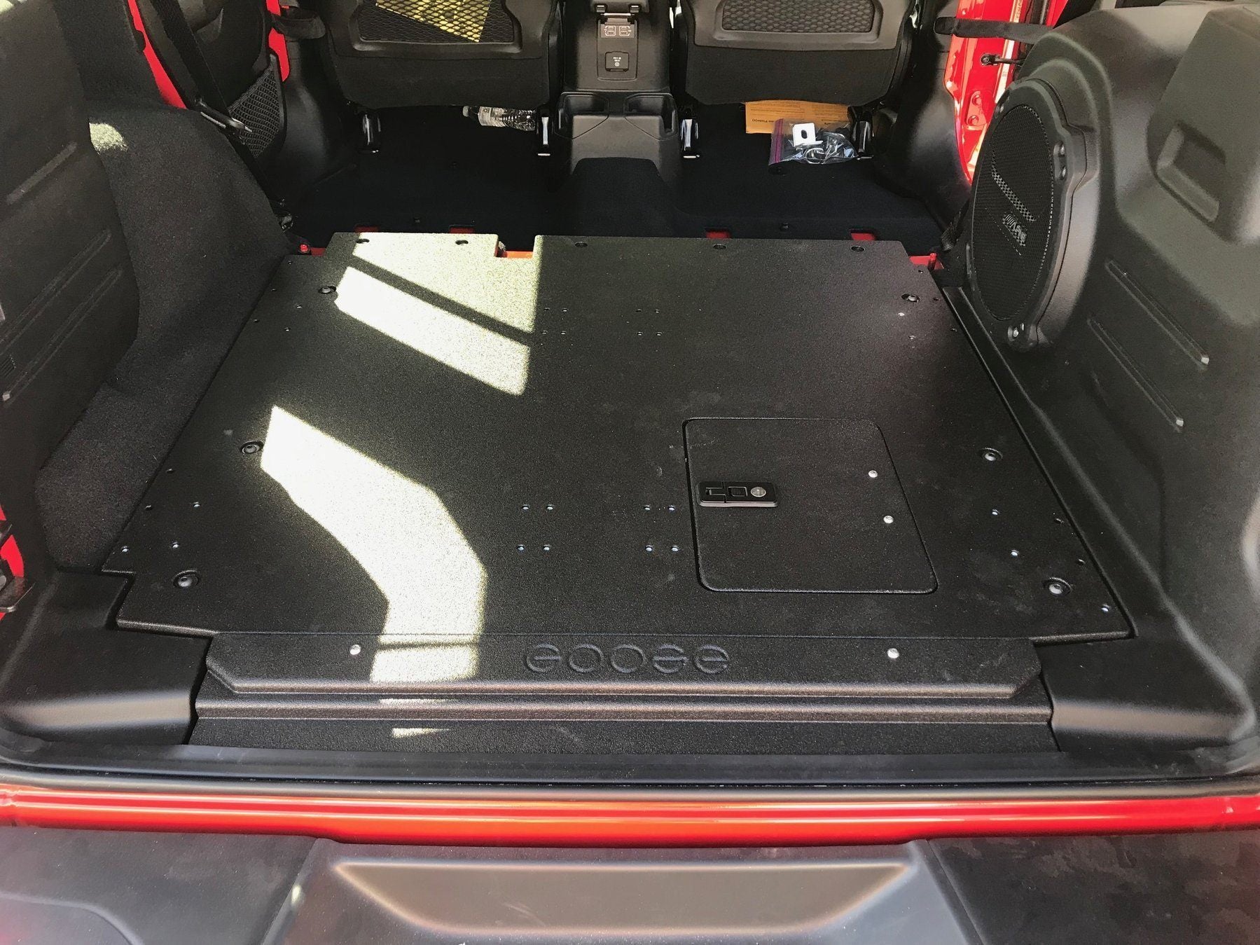'18-23 Jeep JLU Plate System Interior Accessoires Goose Gear display