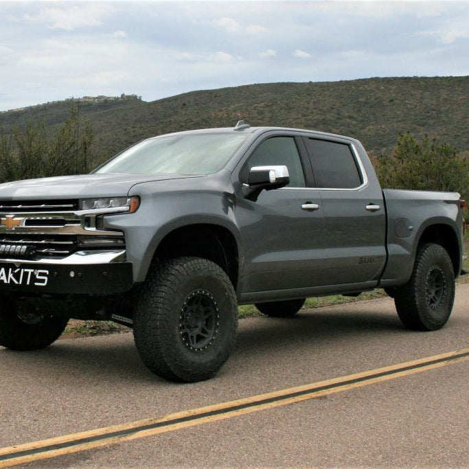 '19-23 Chevrolet Silverado Fenders- 4" Bulge Display on Vehicle