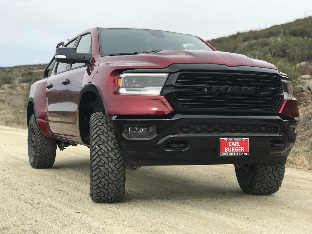 '19-23 Ram Fenders | 4.5" Bulge Fiberglass Fiberwerx display