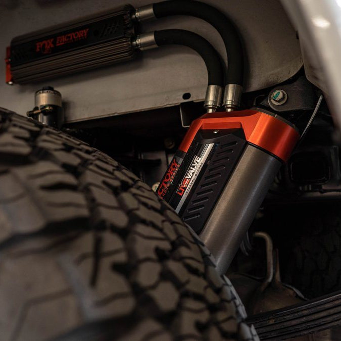 Ford Raptor R. Fox Factory '19-20 Ford Raptor Fox Factory Race Series 3.0 Live Valve Internal Byp