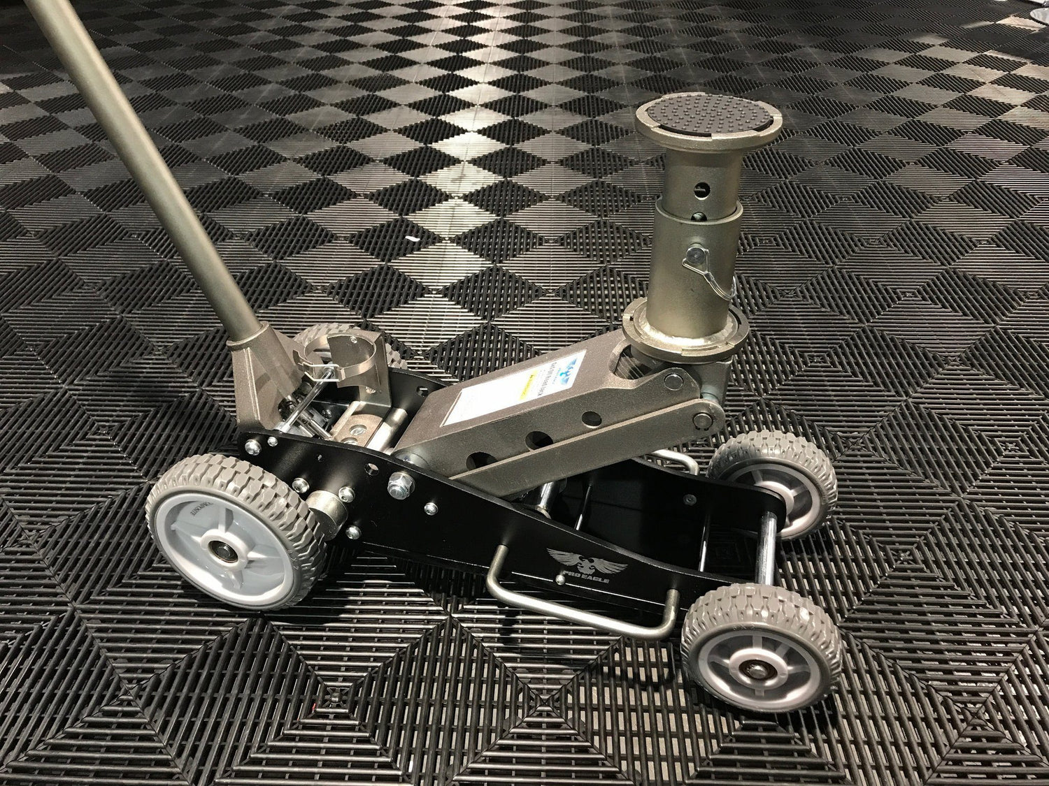 Pro Eagle Jacks 2 Ton Big Wheel Off Road "The Beast" JackORJ2B4X