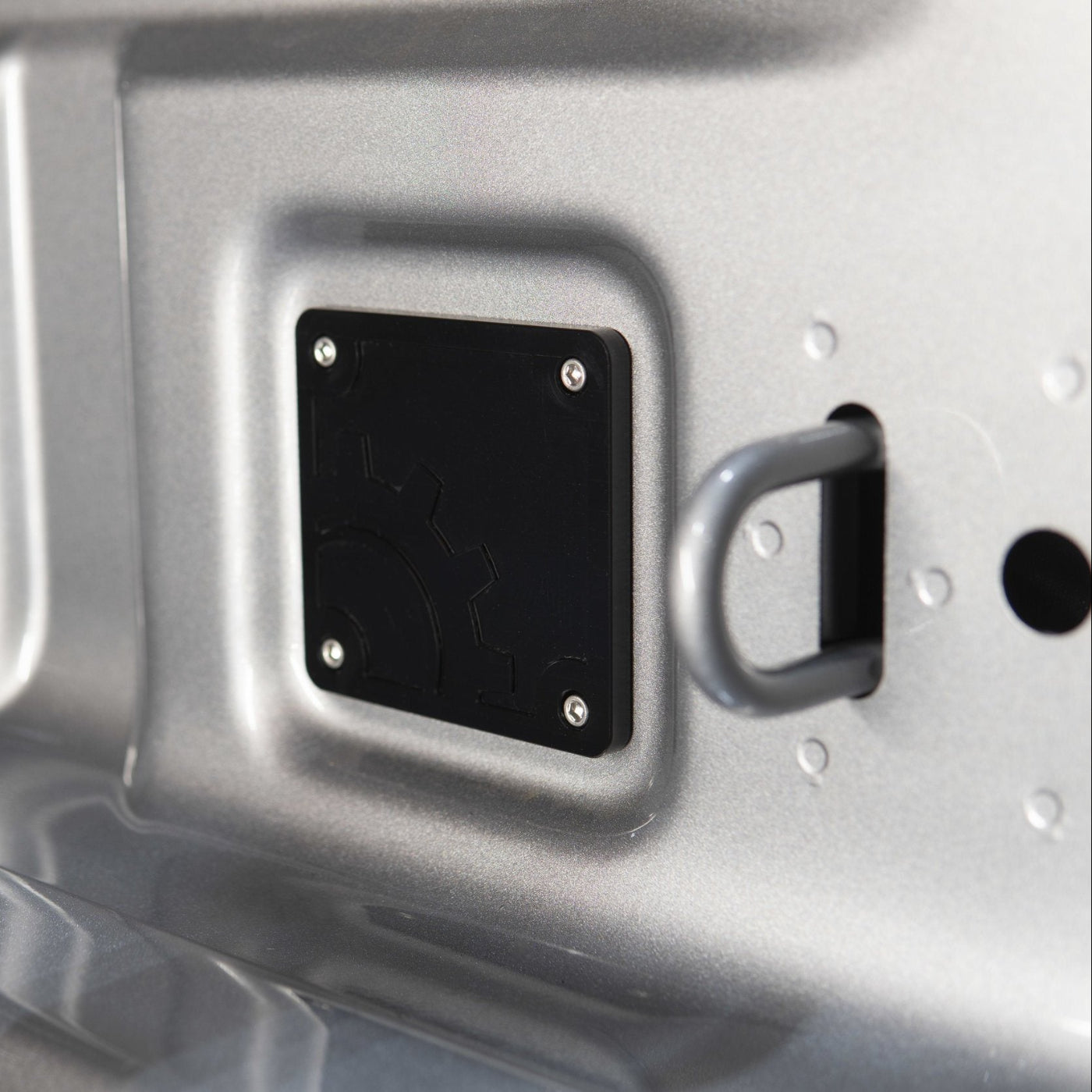 '20-24 Jeep Gladiator Bed Plug Cover Close-up Display on Vehicle 