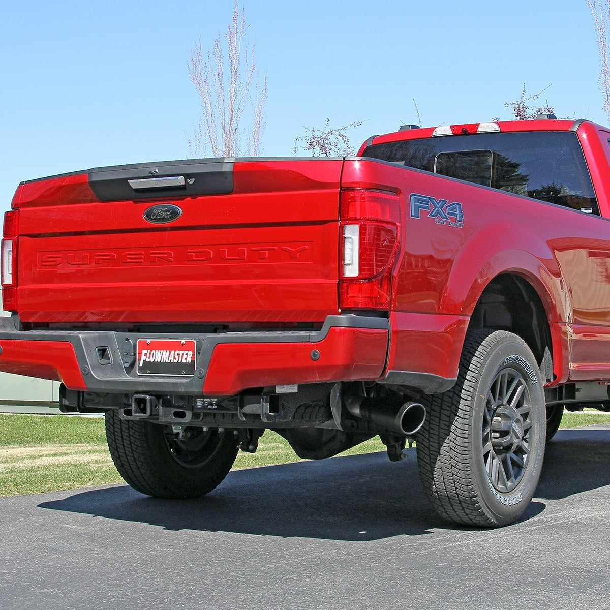 '17-22 Ford F-250/F-350 6.2l/7.3L V8 Flowmaster FlowFX Cat-Back Exhaust System Display on Vehicle 