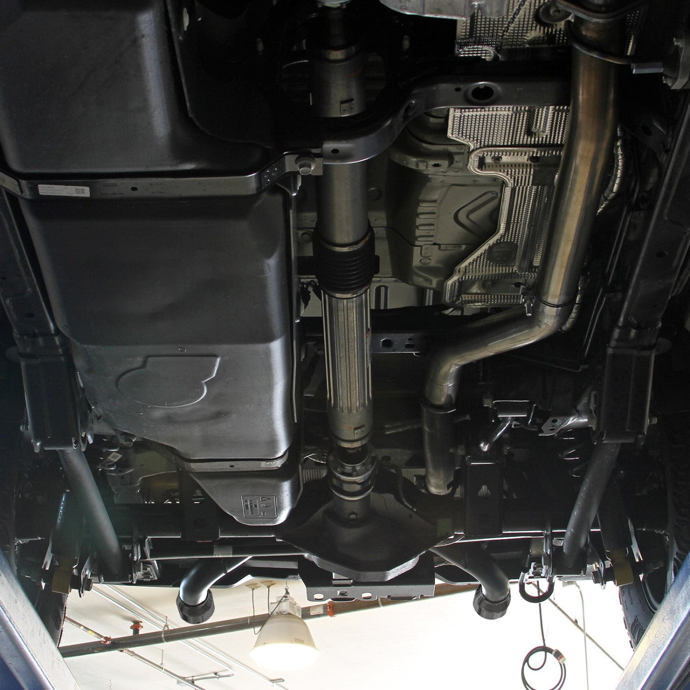 '21-23 Ford Bronco Flowmaster Outlaw Cat-Back Dual Exit Exhaust System Display on Vehicle 