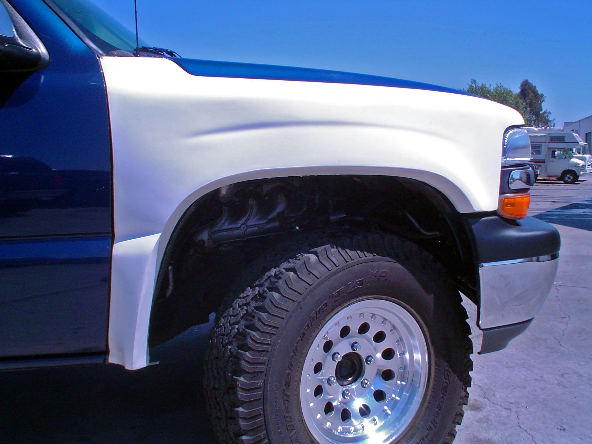 '99-02 Chevrolet Silverado Fenders | 5" Bulge Fiberglass Fiberwerx (side view)