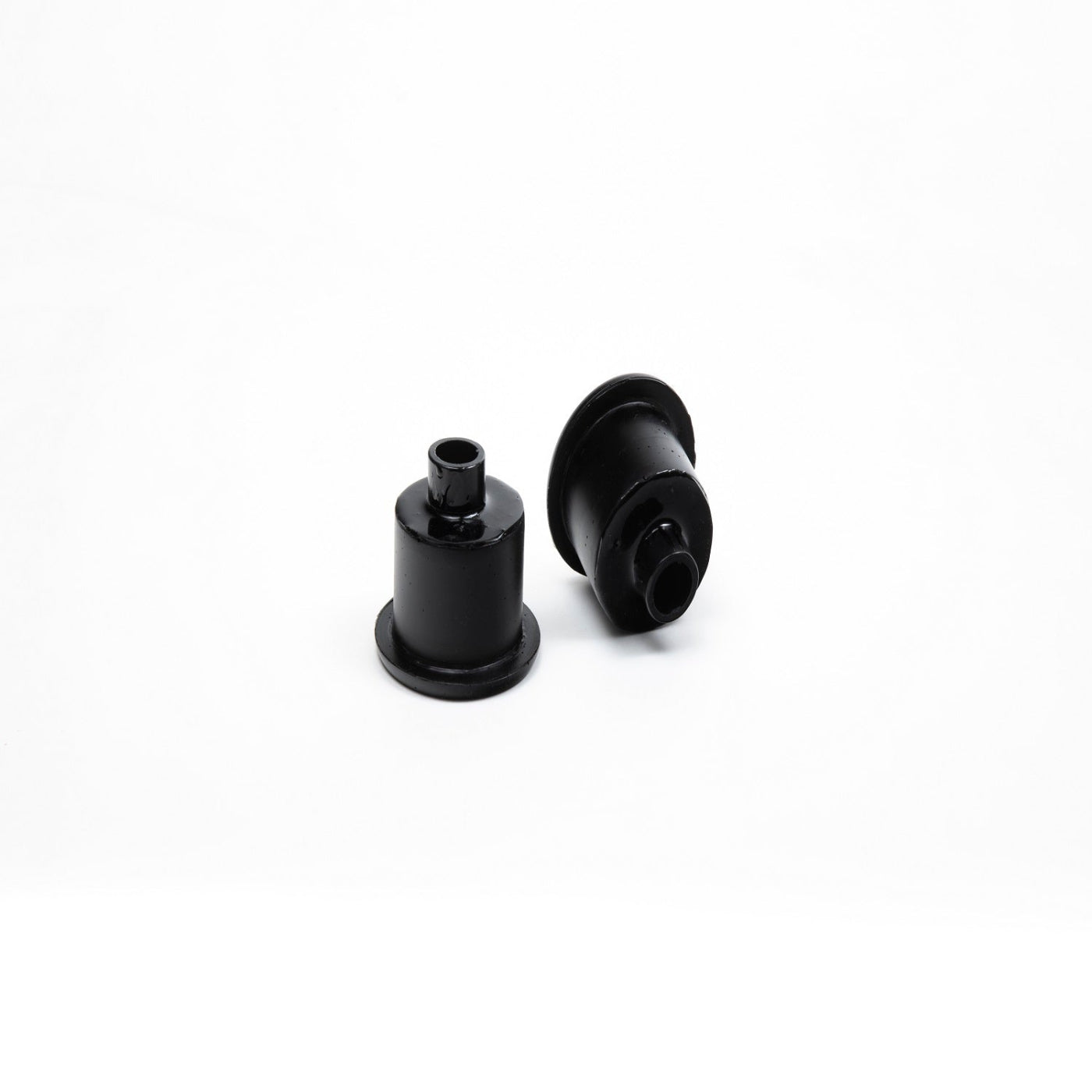 '95-04 Toyota Tacoma DuroBumps Front Differential Bracket Bushings Display of Included Parts 