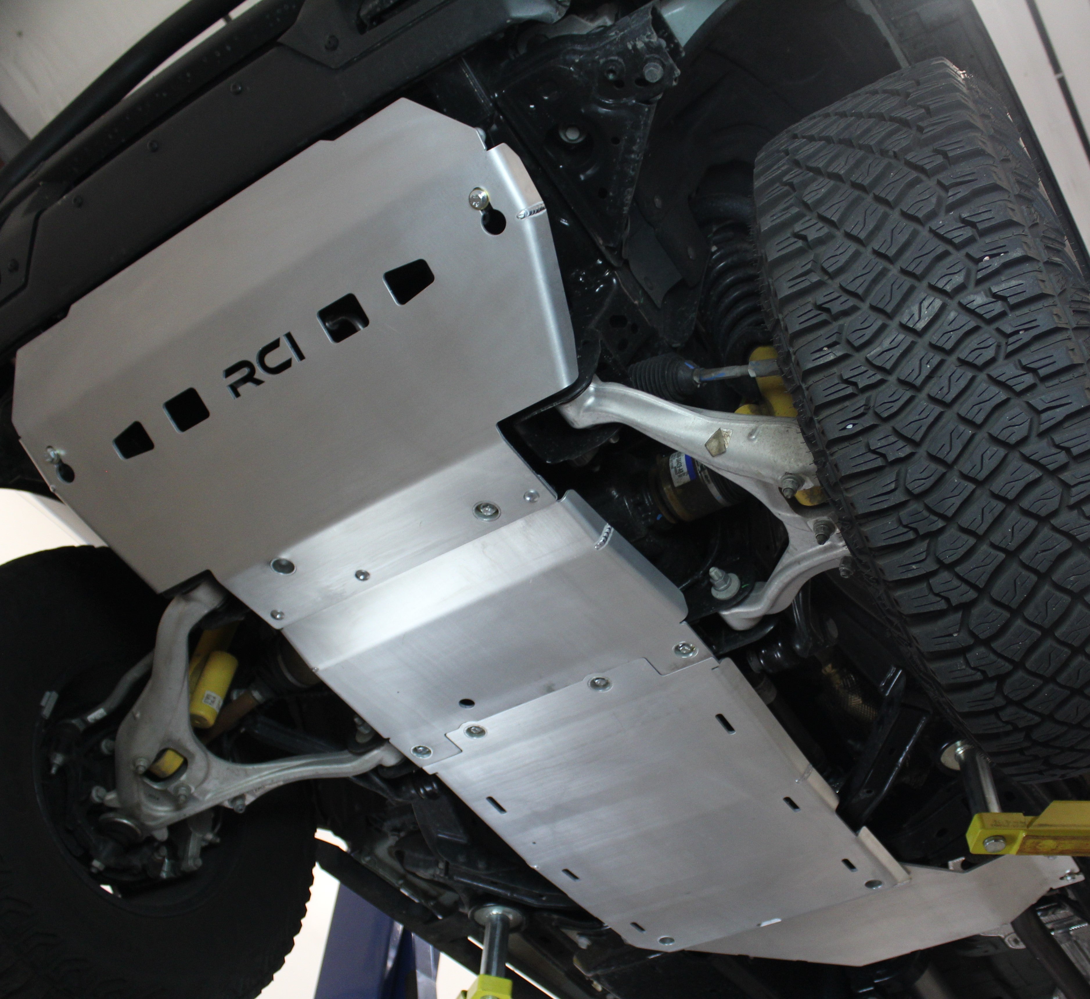 '21-23 Ford Bronco RCI Off Road Skid Plate Package display