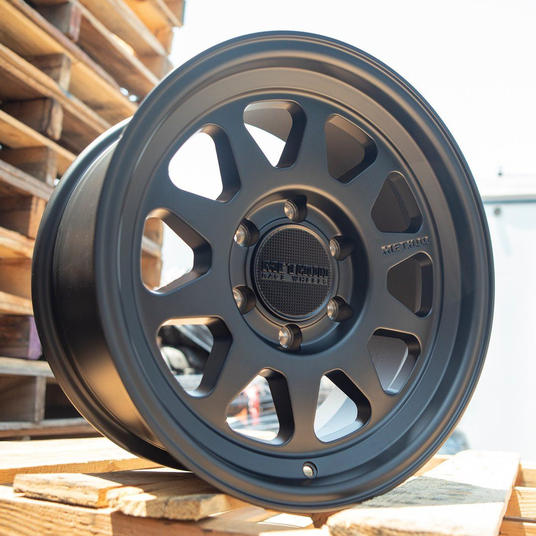 MR316 Street Series Wheels Method display